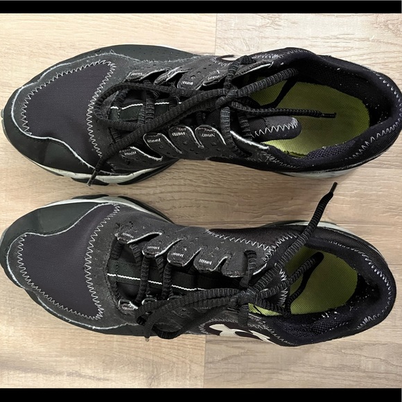 Under Armour “Micro G”  Mens Running Shoes - Size 9 - Picture 2 of 5